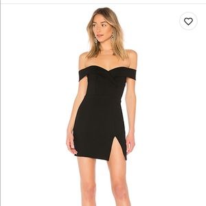 Tags still on black mini🖤